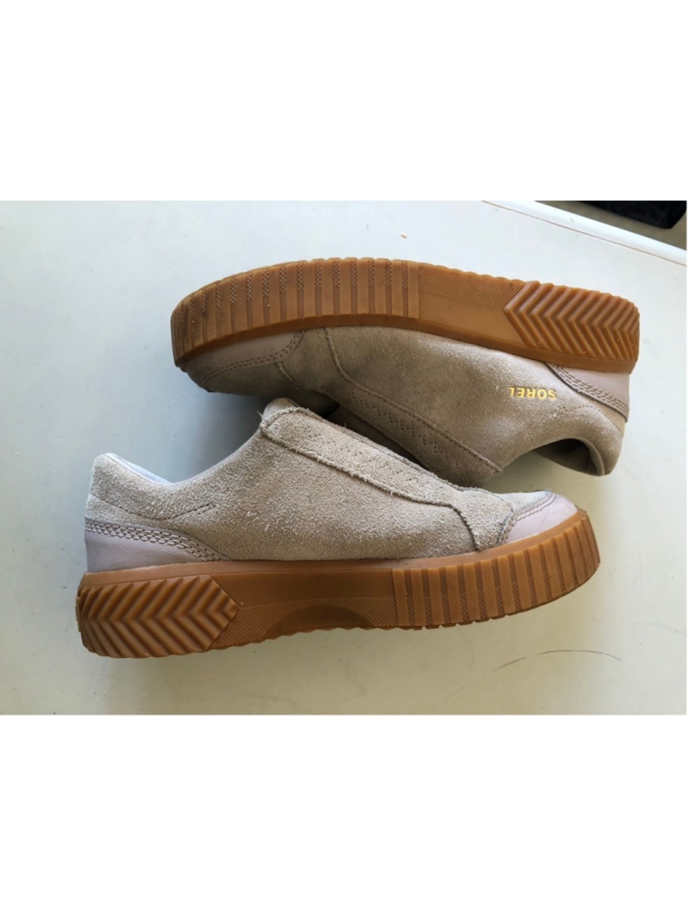 Size 8.5 Sorel Ona Ave Tan Suede Slip On Shoes Gorpcore Earthy Sporty Eco - Picture 2 of 12